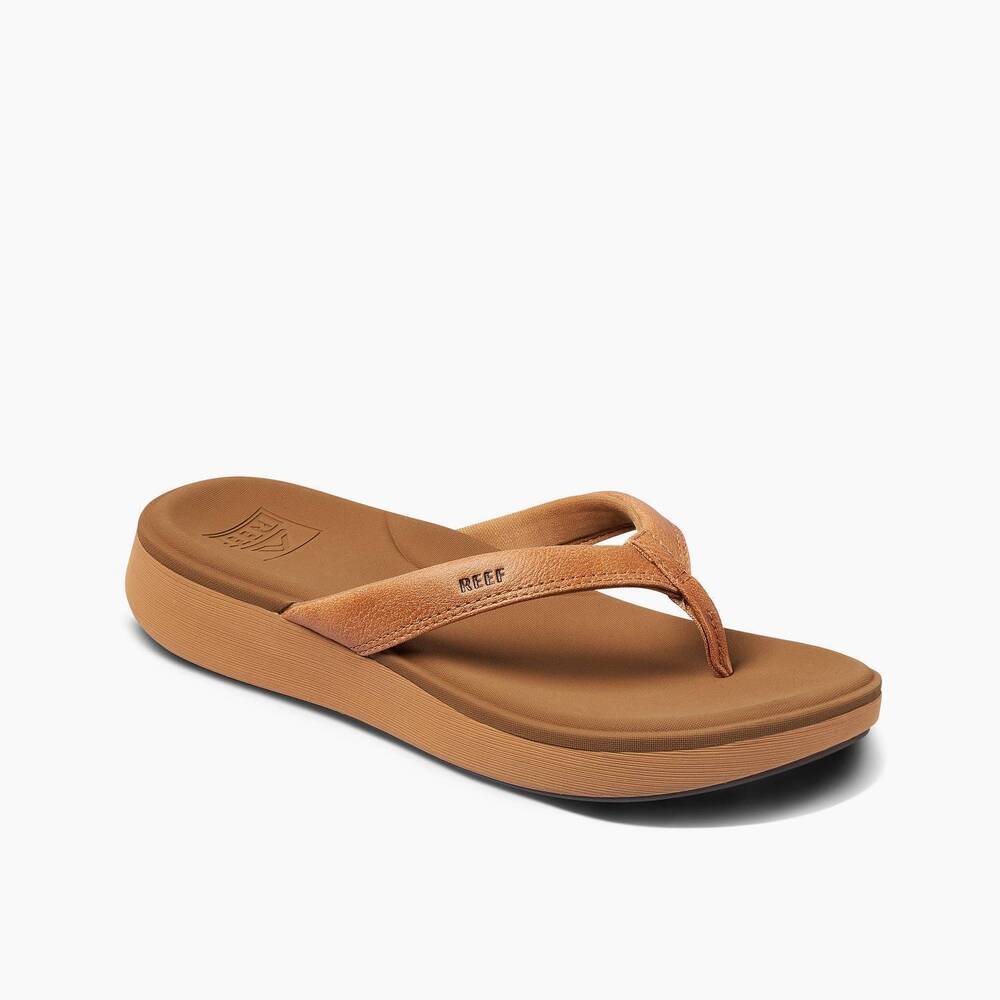 NEW REEF women's cushion cloud flip-flop sandal in natural